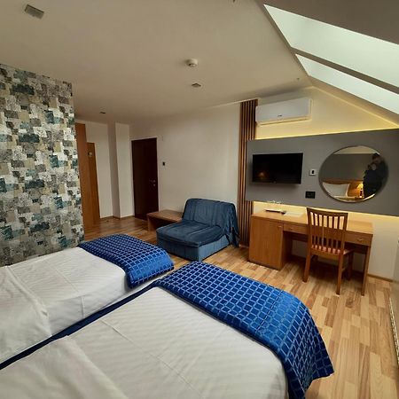 Motel M Vlasenica Kültér fotó