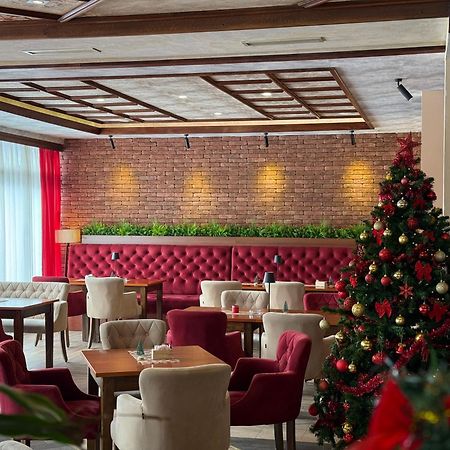 Motel M Vlasenica Kültér fotó