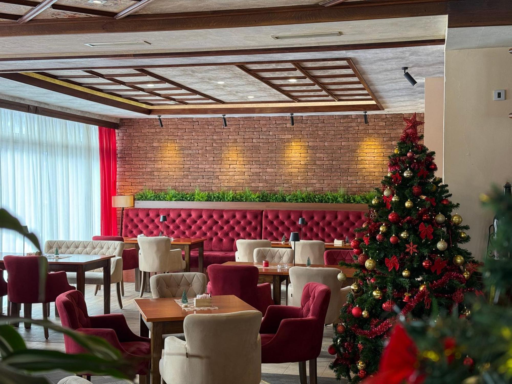 Motel M Vlasenica Kültér fotó