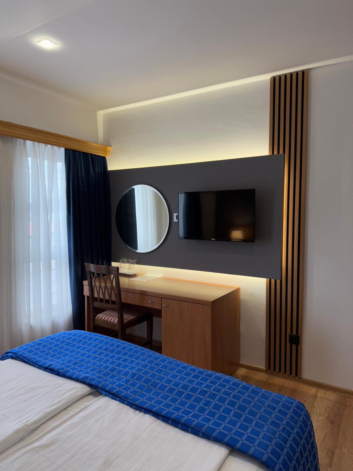Motel M Vlasenica Kültér fotó