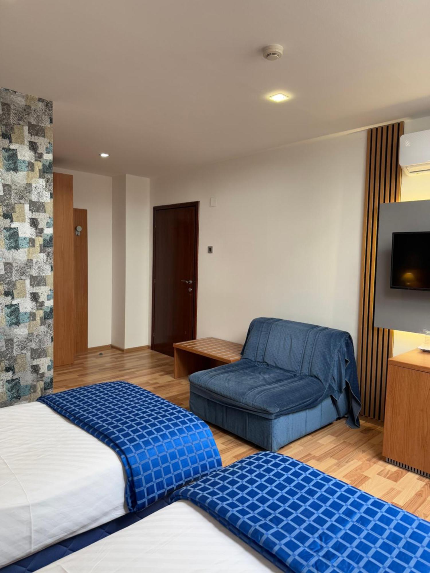 Motel M Vlasenica Kültér fotó