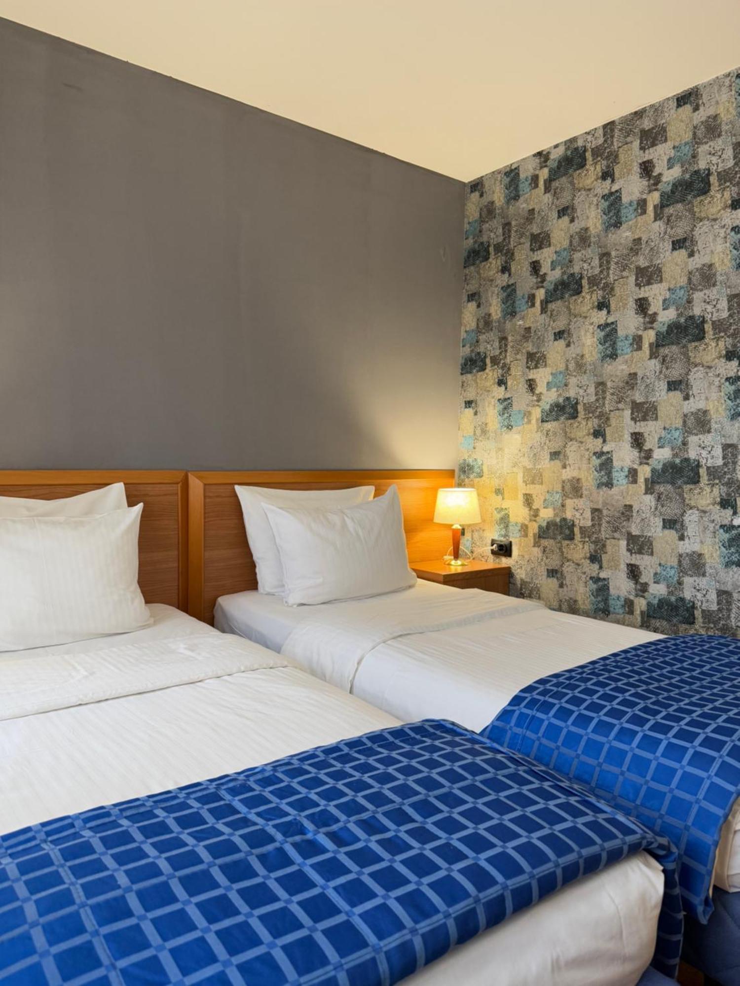 Motel M Vlasenica Kültér fotó
