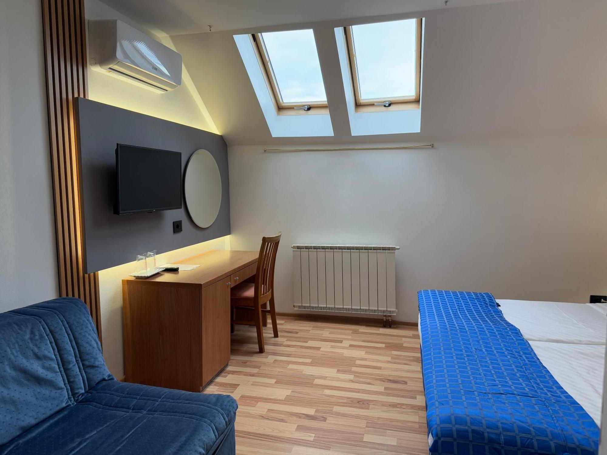 Motel M Vlasenica Kültér fotó