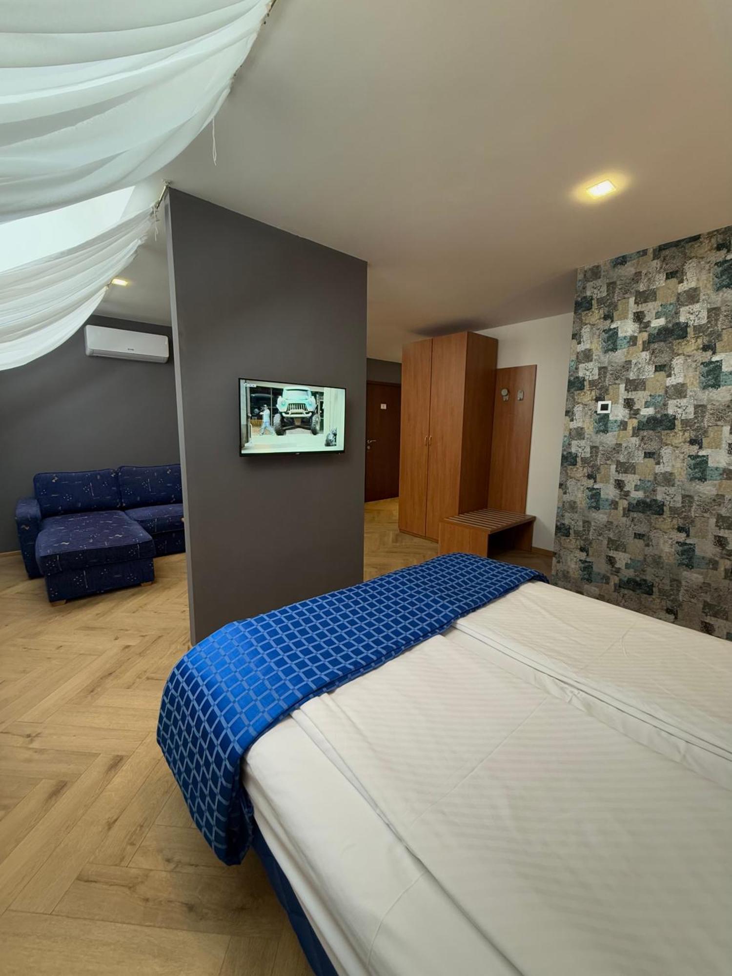 Motel M Vlasenica Kültér fotó